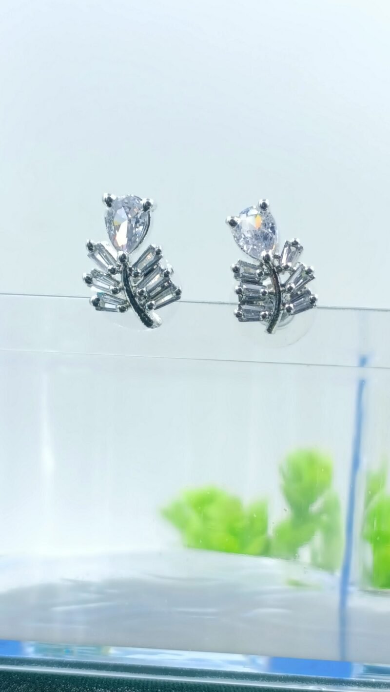 Leaf-Shaped Cubic Zirconia Stud Earrings