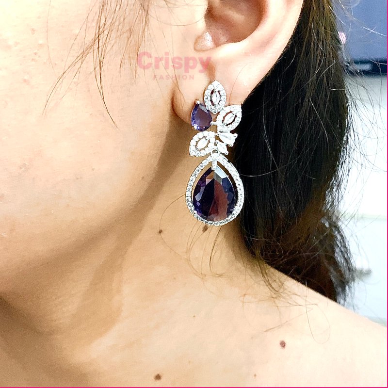 Pear Cut Tanzanite Drop Earring