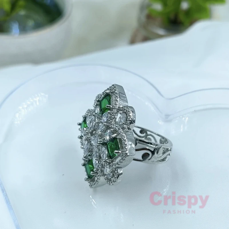 Luxurious Green American Diamond Ring