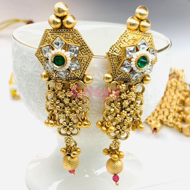 Rajwadi Meenakari and Kundan Golden Polished Choker Necklace Set with Earrings