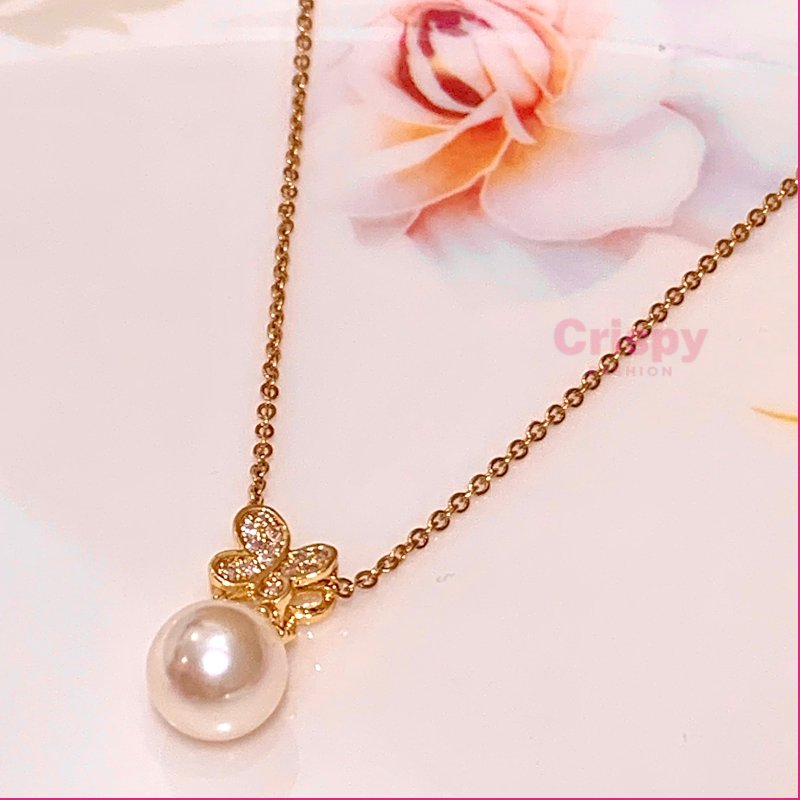 Butterfly Pendant Necklace with Pearl Drop