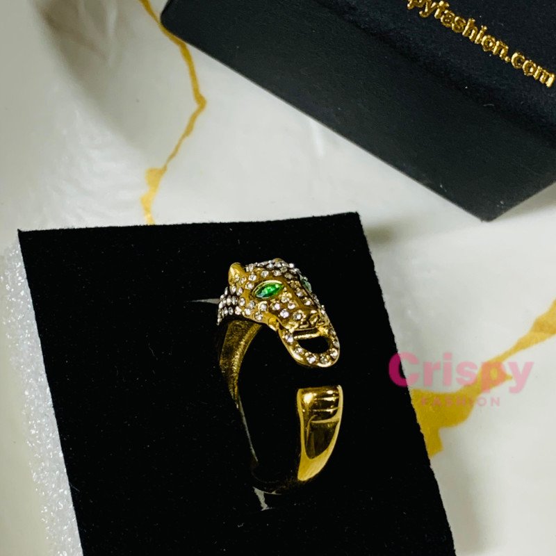 Women's Anti-Tarnish Stainless Steel Leopard Head Pave Ring