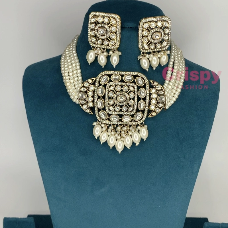 Antique Polished Pearl & Kundan Choker Set with Earrings