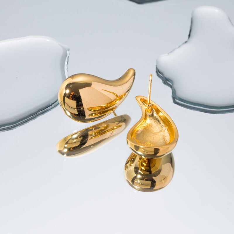 Golden Polished Modern Teardrop Stud Earrings