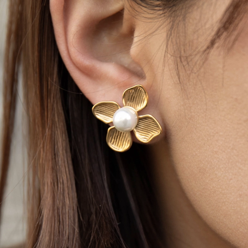 Ribbed Golden Flower & Pearl Stud Earrings